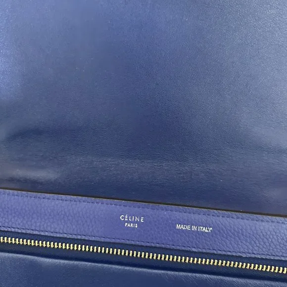 Authentic Celine Blue Trapeze Bag (Size Small) - Purchased in Paris 6eme in 2015 - Picture 2 of 15